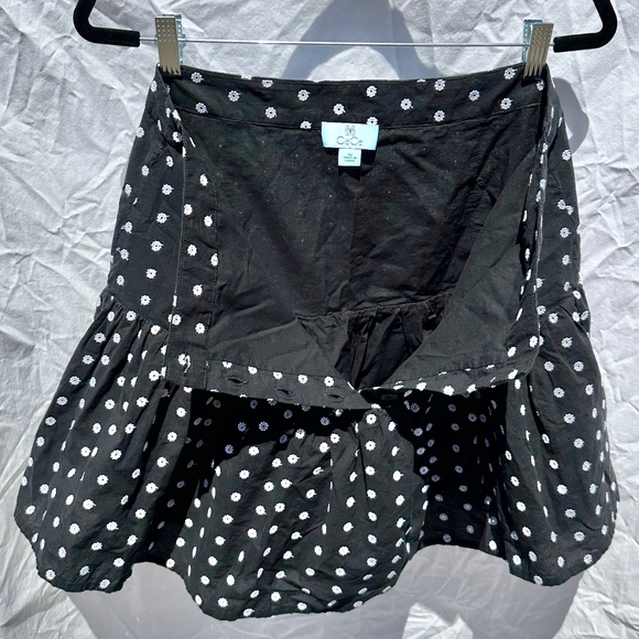 Button Down 100%  Cotton Mini Black Skirt with White Eyelet Contrast Stitching - Picture 2 of 3